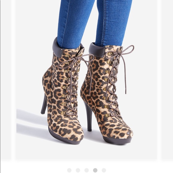 Brand new size 7 booties - Picture 5 of 7